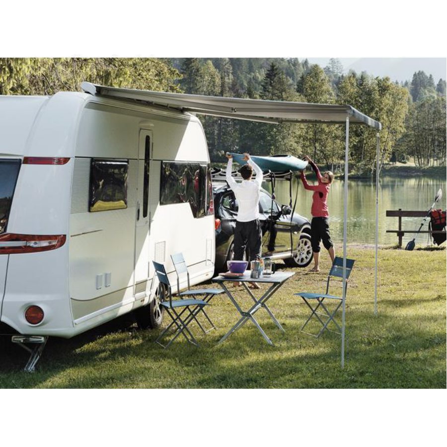 Thule Omnistor 6300 awning on caravan