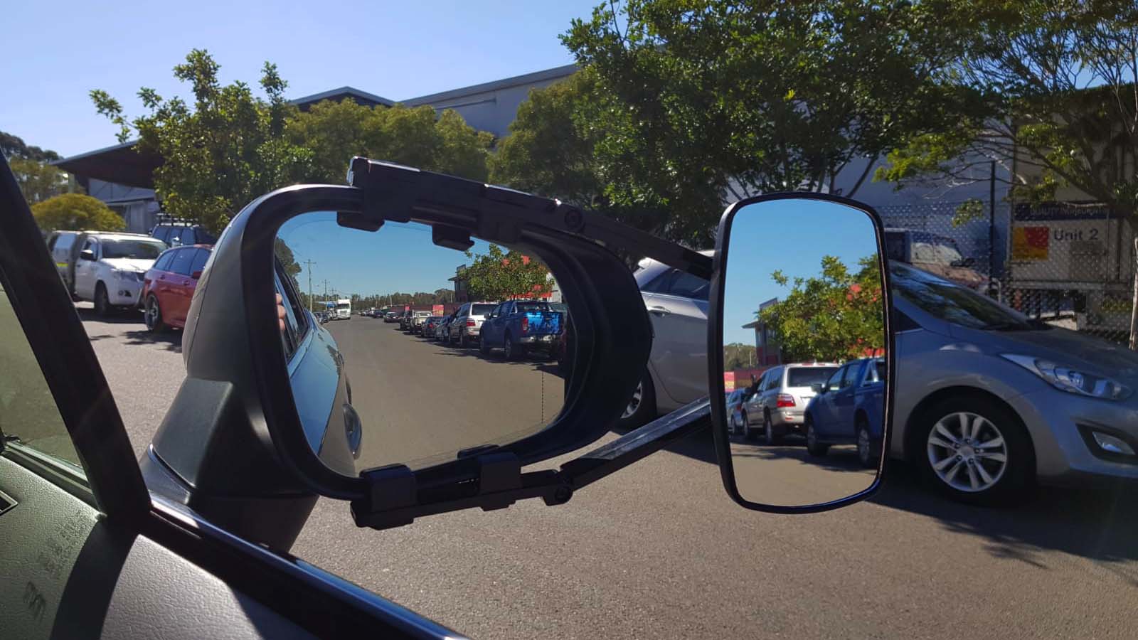 Choosing Towing Mirrors Guides, What Is The Best Mirror To Use When Towing A Caravan